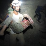 عمليات الإنقاذ من تحت الركام صورة من صفحة مركز الدفاع المدني في إدلب على موقع فايسبوك