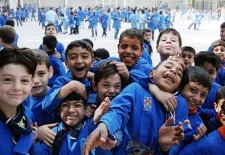 Syrian school boys in their uniforms     Photo: BBC