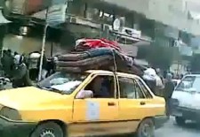 Palestinians fleeing Yarmouk camp in December 2012 - YouTube