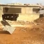 مزرعة دجاج في عزان (ريف حلب) مدمرة بعد أن تحولت إلى مركز عسكري - يوتيوب