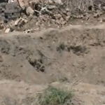 حفرة خلفتها غارة جوية على بلدة البوليل - يوتيوب/