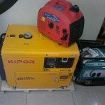 إعلان لبيع المولدات الكهربائية، التي ازداد الطلب عليها بسبب انقطاع التيار الكهربائي بشكل متكرر - صفحة "سوق سوريا لبيع وشراء المولدات" على "فيس بوك"