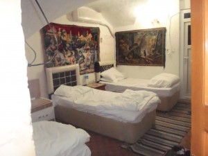 Syrian refugees housing varies according to the rent paid. (Photo: Mosab al-Shihab)