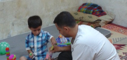 في مركز فصيح يساعدون الأطفال على التواصل تصوير رزان السيد