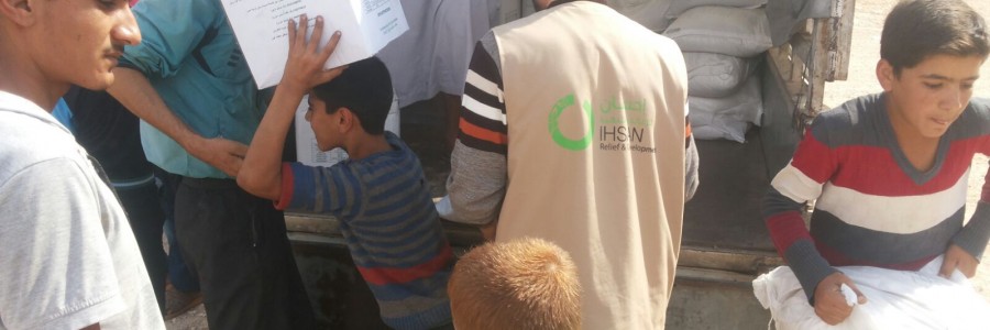 مساعدات منتدى رجال الأعمال عبارة عن بذور وسماد وأدوية تصوير رزان السيد