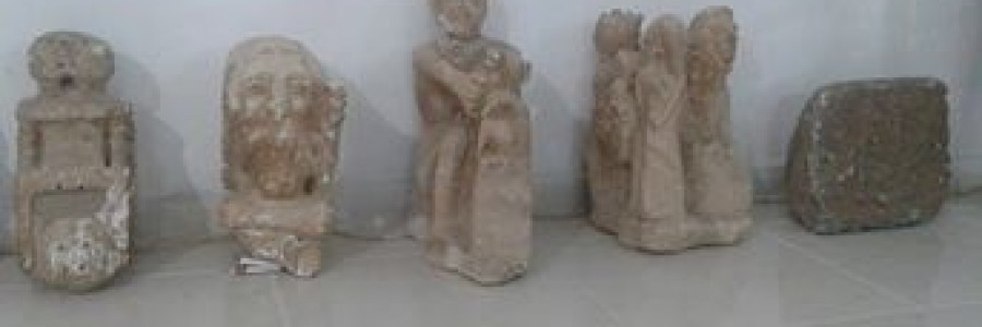 بعض التماثيل والحفريات الكردية القديمة