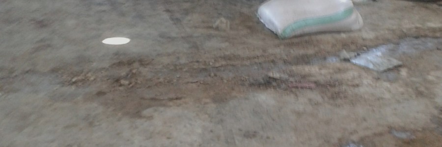 هنا يعد الطعام المجاني للنازحين والمقاتلين في ريف إدلب تصوير دارين حسن