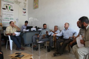 وثّق حقّك ولا تدعه يضيع الشعار الذي ترفعه الرابطة في مكاتبها تصوير سونيا العلي